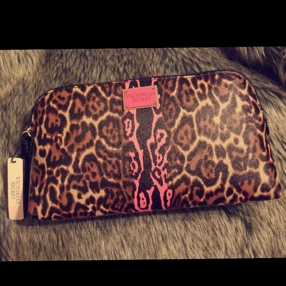 Victoria's secret cheetah makeup bag